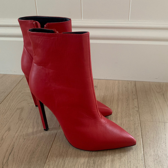 tony bianco red boots